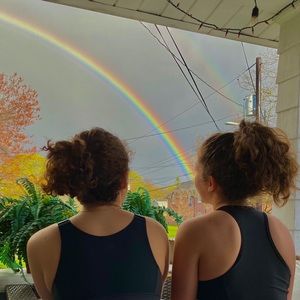 Meet your Posher, Amira